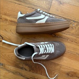 Steve Madden Dodge Platform Sneaker - Women's